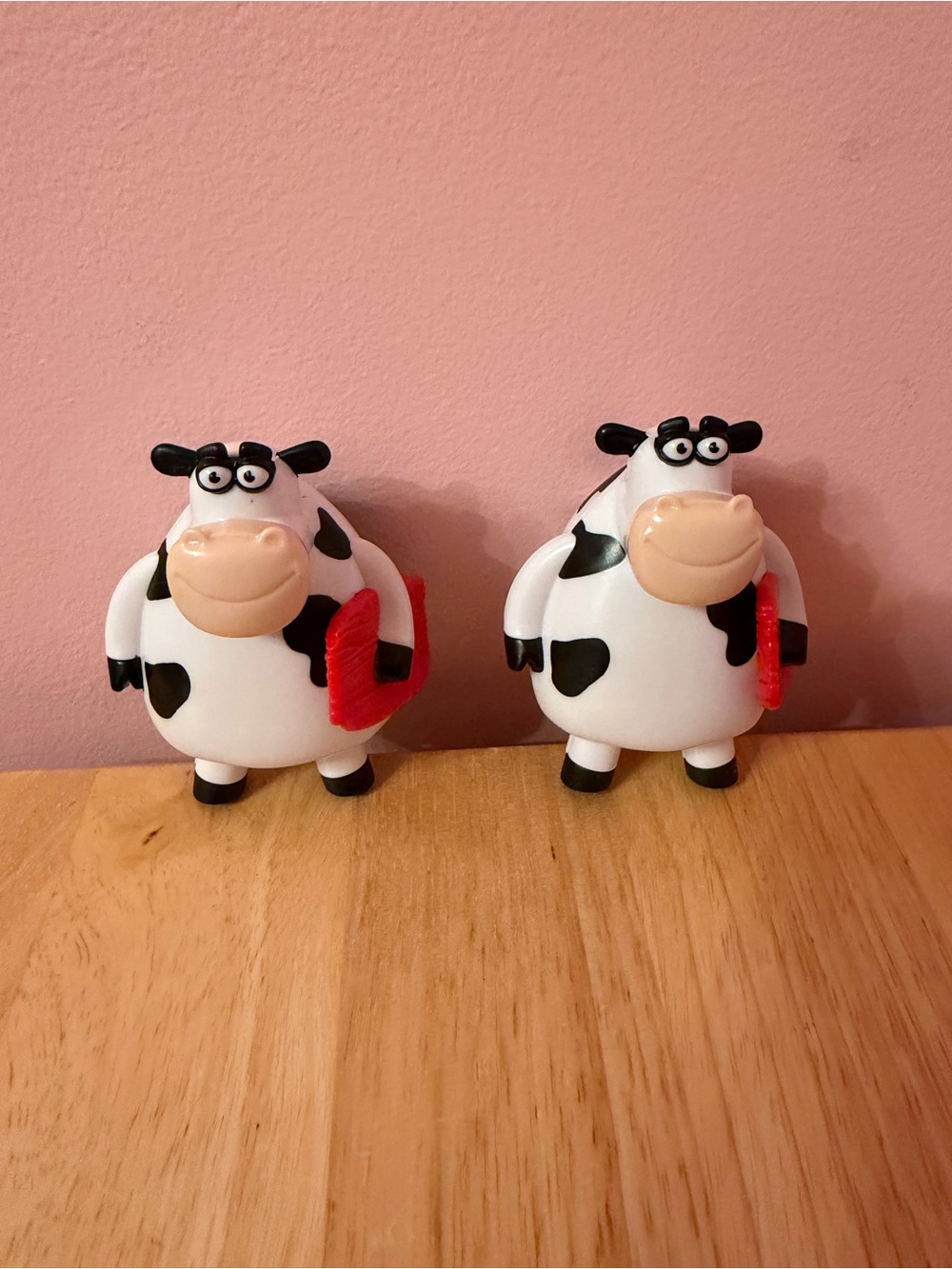 Chic-fli-a   Cute Black & White Cow Figurine Pair - Home Accent